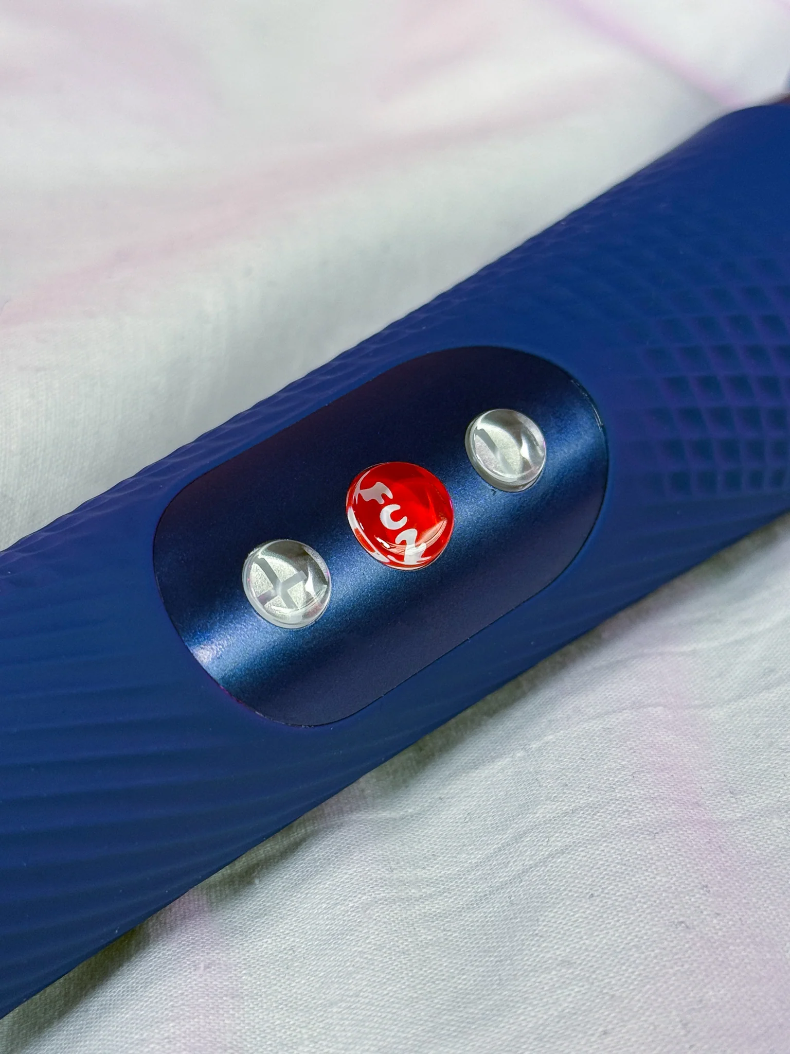 Fun Factory VIM Blue - Extra Quiet Silicone Wand Massager - Image 3