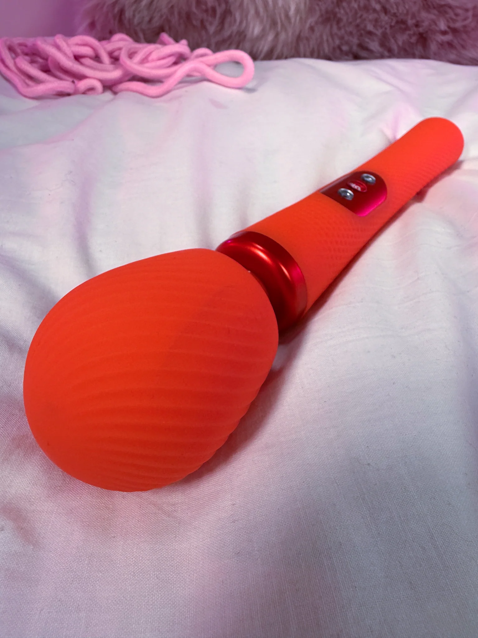 Fun Factory VIM Orange - Extra Quiet Silicone Wand Massager - Image 5