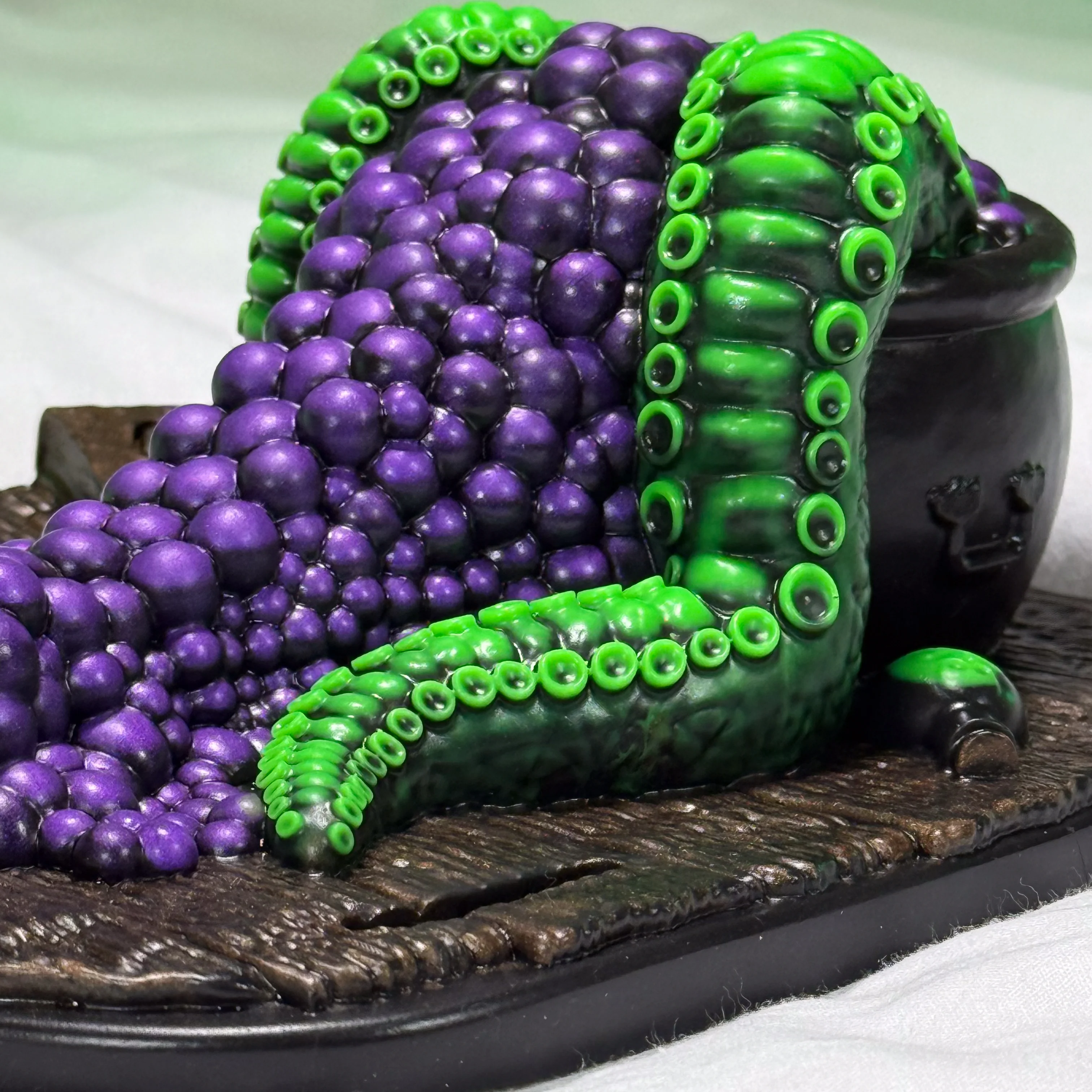 The Witch’s Cauldron - Clitoral Grinder - Image 2